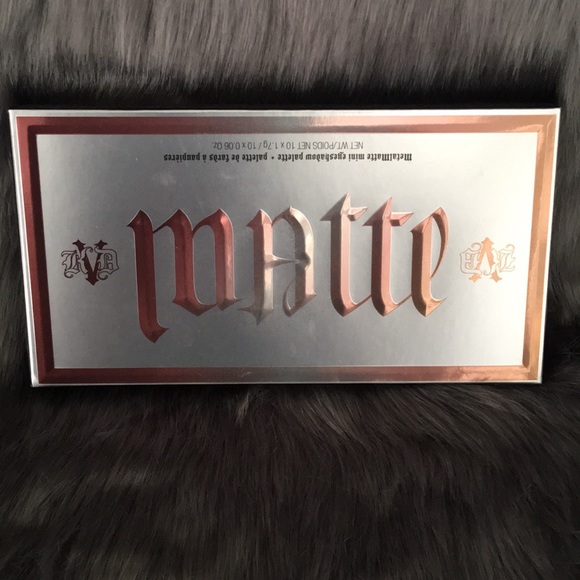 Kat Von D MetalMatte Mini Eyeshadow Palette - Picture 5 of 7